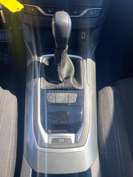 Peugeot 308 AUTO