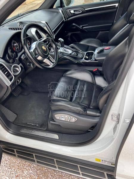 Porsche Cayenne 