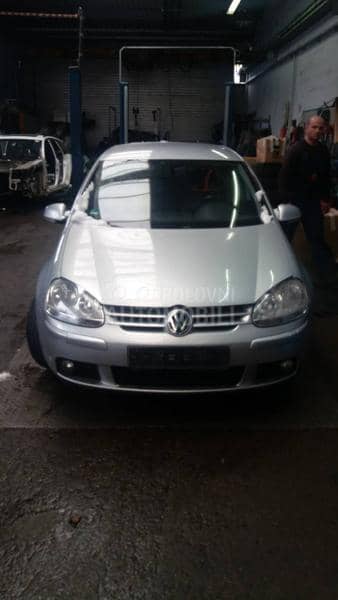 Volkswagen Golf 5 2007 -  kompletan auto u delovima