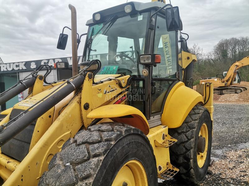 New Holland LB115