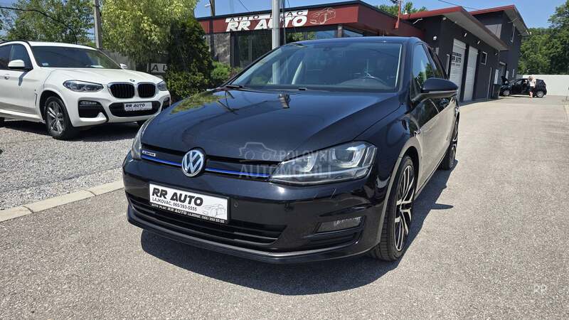 Volkswagen Golf 7 1.6 TDI   N A V I