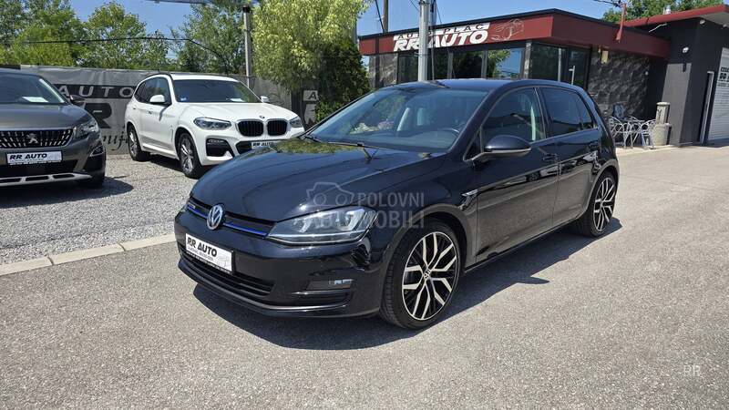 Volkswagen Golf 7 1.6 TDI   N A V I
