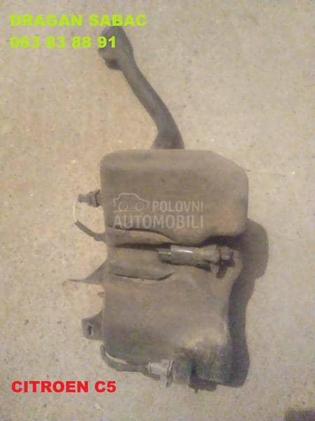 Sistem za pranje stakala boca