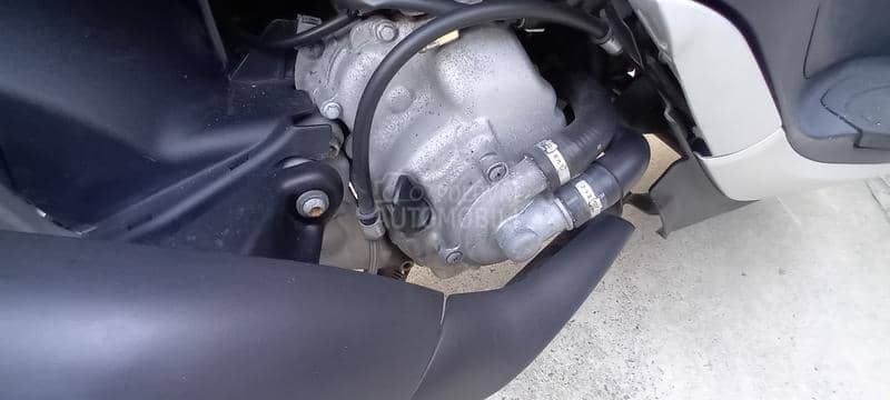 Piaggio Beverly 300 Švajcarac