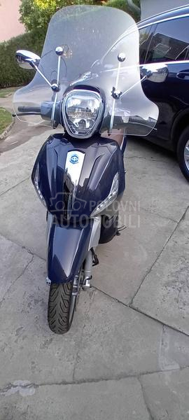 Piaggio Beverly 300 Švajcarac