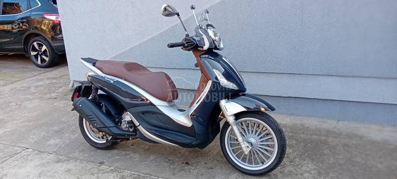 Piaggio Beverly 300 Švajcarac