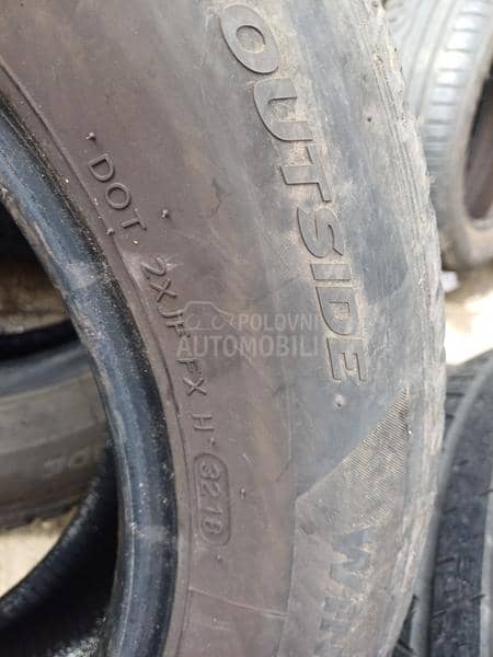 Hankook 225/60 R17 Zimska