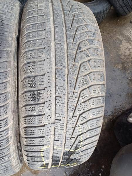 Hankook 225/60 R17 Zimska