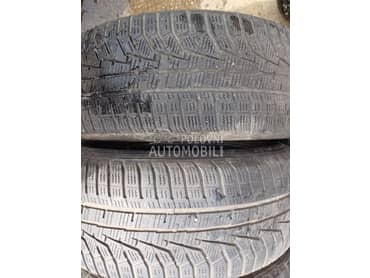 Hankook 225/60 R17 Zimska