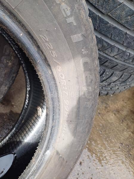 Hankook 225/60 R17 Zimska