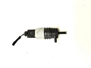 Pumpa tečnosti brisača za Mercedes Benz C 180, C 200, C 220 ... od 2014. do 2021. god.