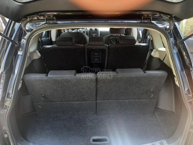 Nissan Qashqai + 2 