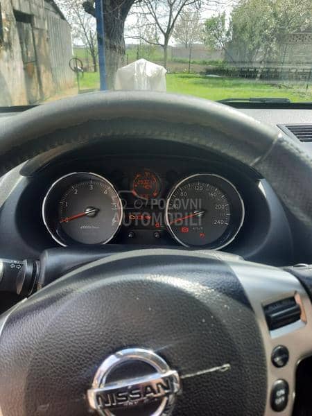 Nissan Qashqai + 2 