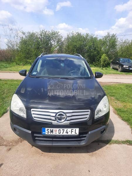 Nissan Qashqai + 2 