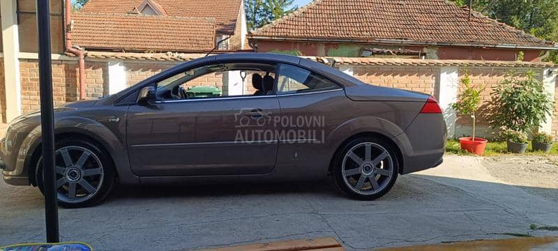 Ford Focus 2.0 Cabriolet