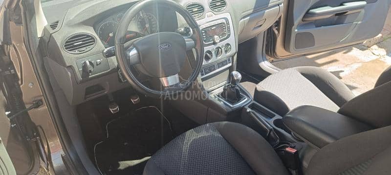 Ford Focus 2.0 Cabriolet