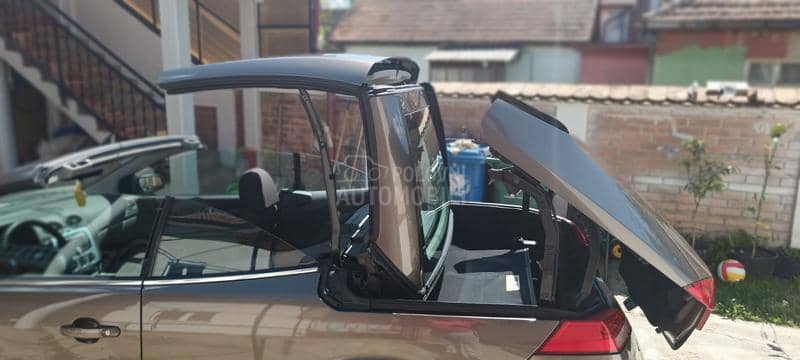 Ford Focus 2.0 Cabriolet