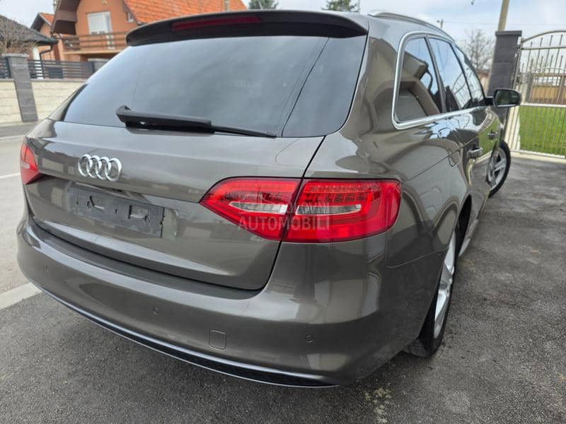 Audi A4 S LINE E XX  T  R  A
