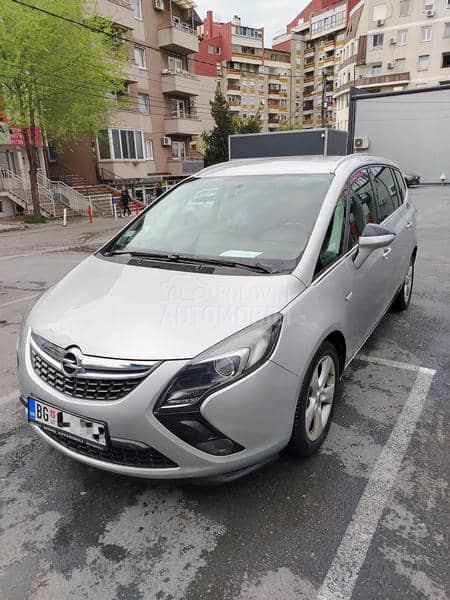 Opel Zafira Tourer