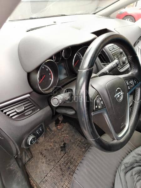 Opel Zafira Tourer
