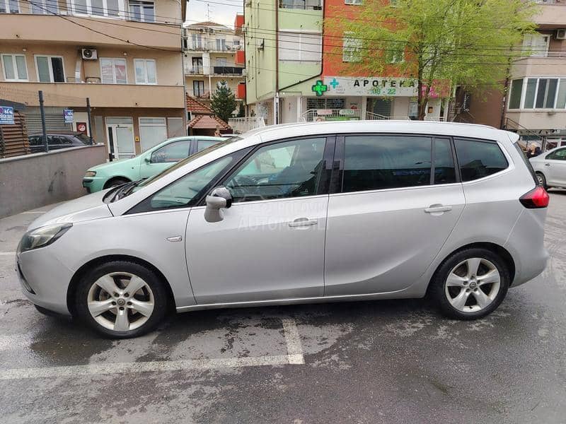 Opel Zafira Tourer