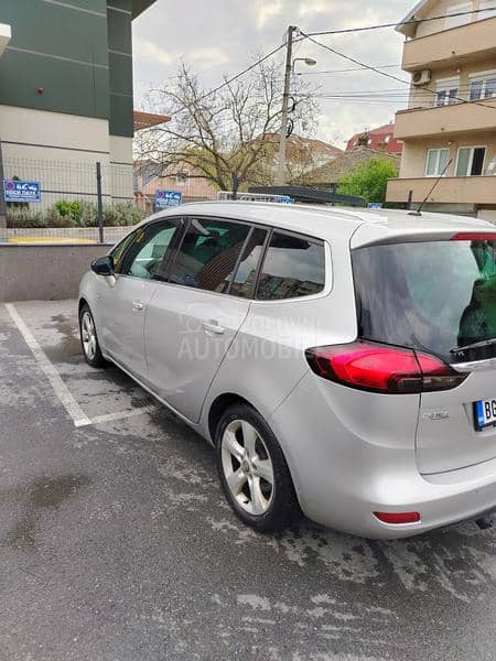 Opel Zafira Tourer