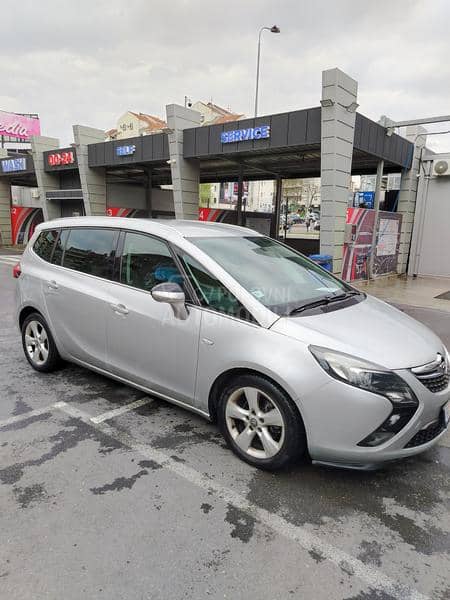 Opel Zafira Tourer