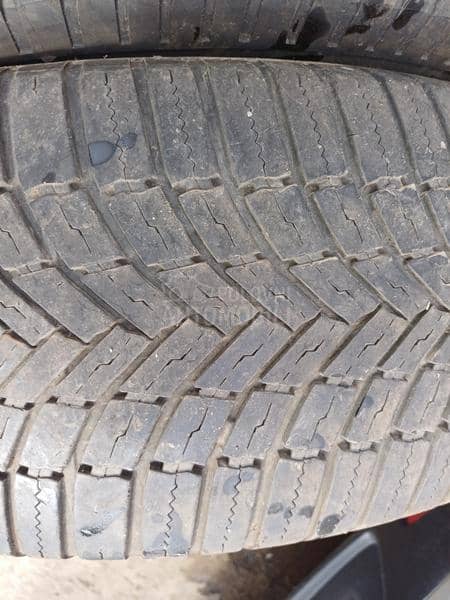 Bridgestone 255/60 R18 Zimska