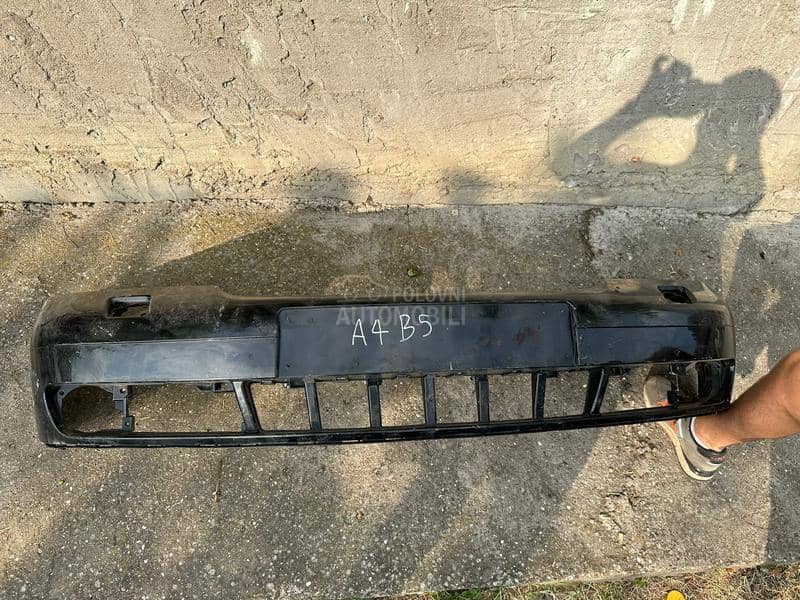 Prednji branik za A4 B5