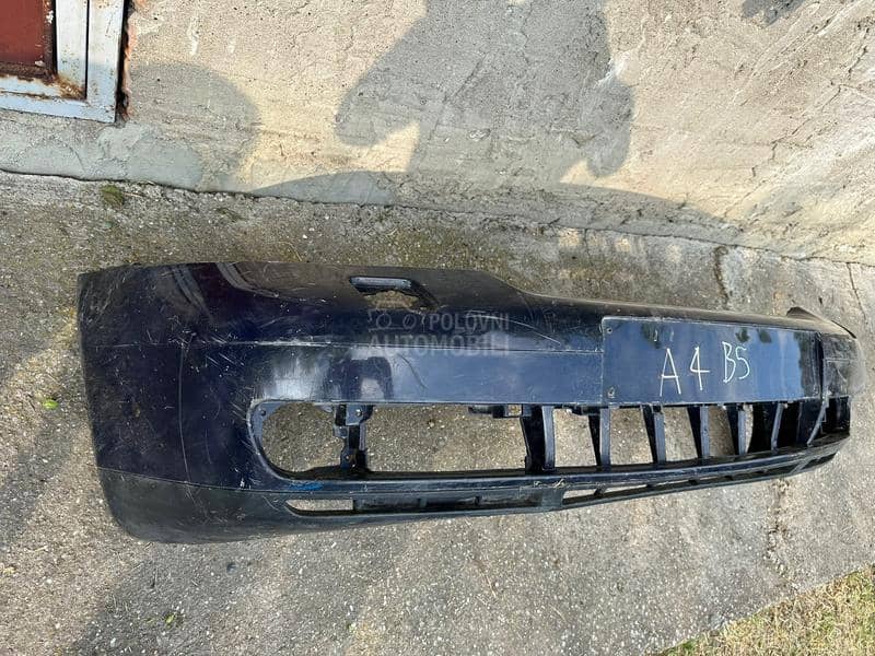 Prednji branik A4 B5