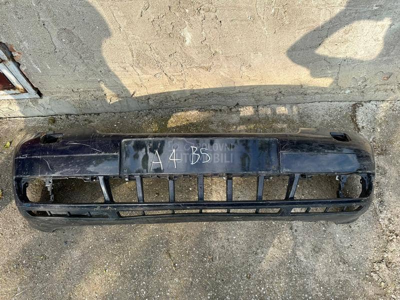 Prednji branik A4 B5