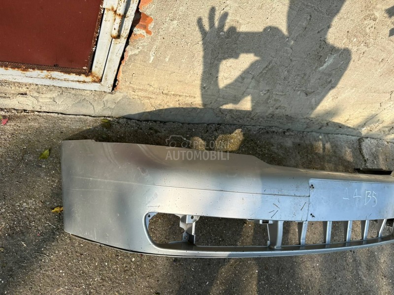 Prednji branik A4 B5