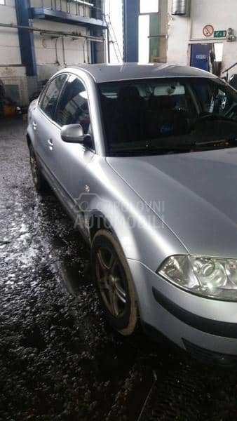 Volkswagen Passat B5.5 2002 -  kompletan auto u delovima