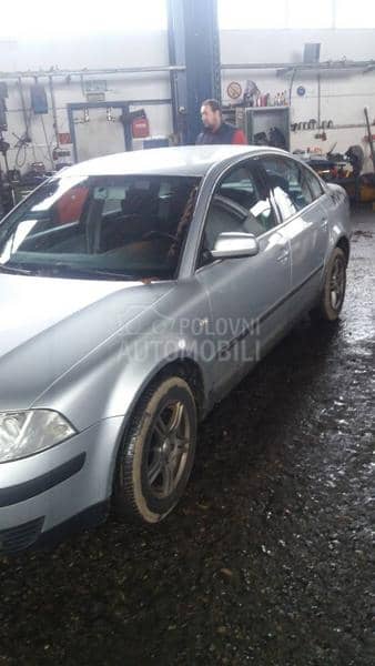 Volkswagen Passat B5.5 2002 -  kompletan auto u delovima