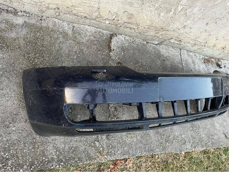 Prednji branik za A4 B5