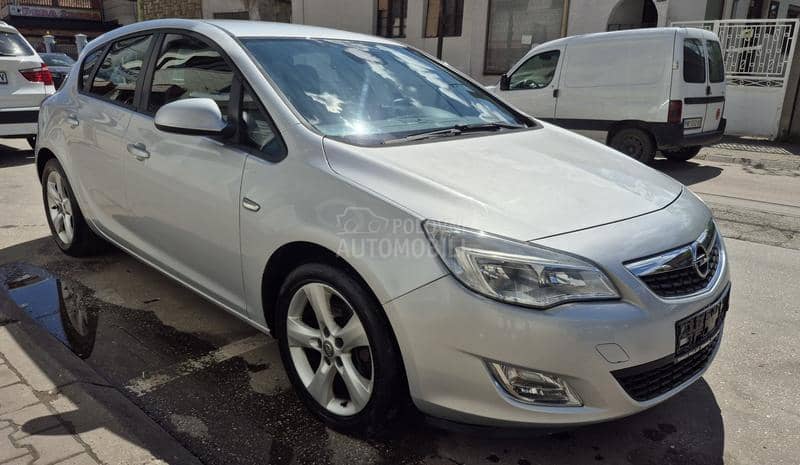 Opel Astra J 1.7cdti