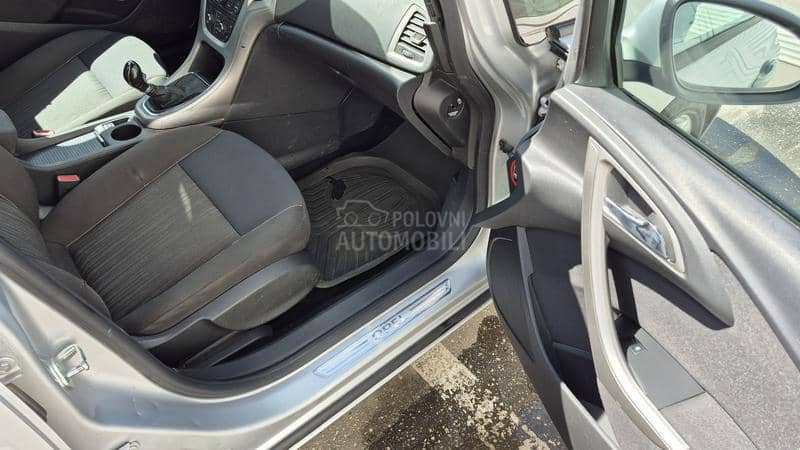 Opel Astra J 1.7cdti