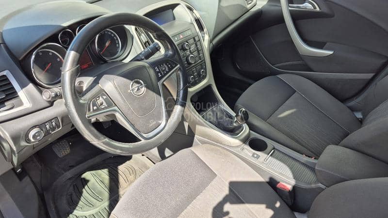 Opel Astra J 1.7cdti