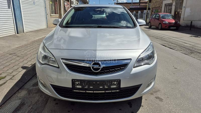 Opel Astra J 1.7cdti