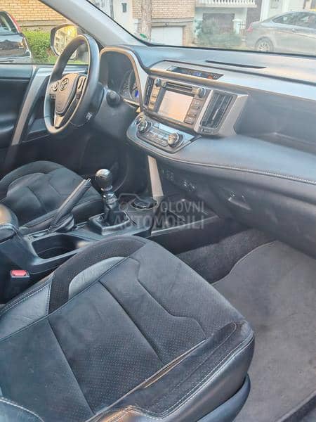 Toyota RAV 4 