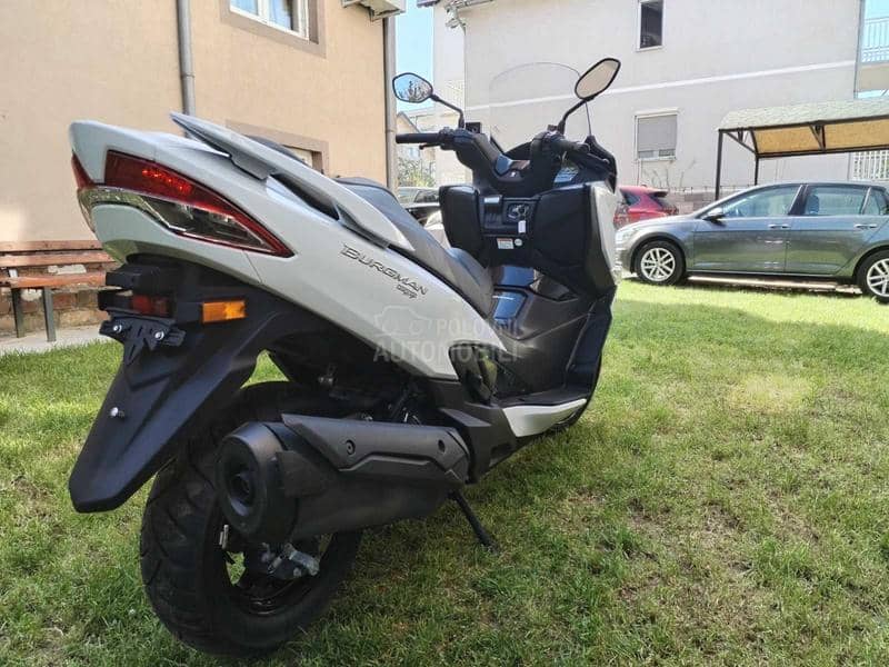 Suzuki Burgman 400 cc