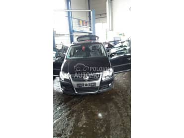 Volkswagen Touran 2007 -  kompletan auto u delovima