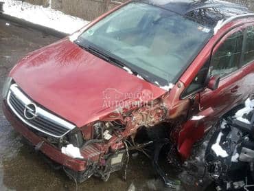 Opel Zafira 2005 -  kompletan auto u delovima