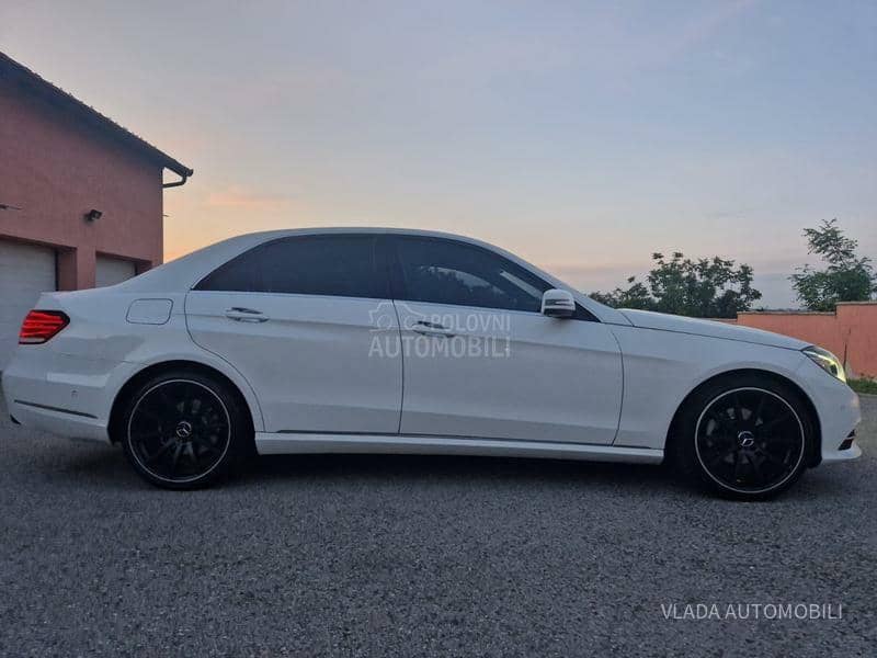 Mercedes Benz E 220 BAS DOBAR
