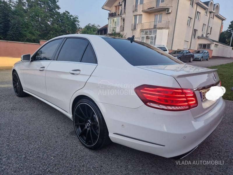 Mercedes Benz E 220 BAS DOBAR