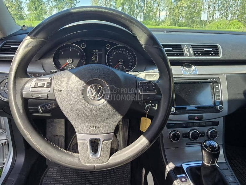 Volkswagen Passat B7 