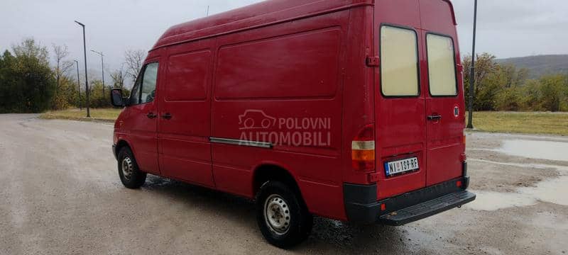 Mercedes Benz SPRINTER