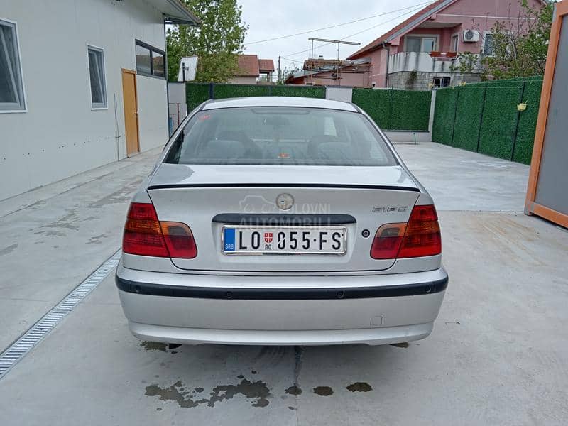 BMW 318 