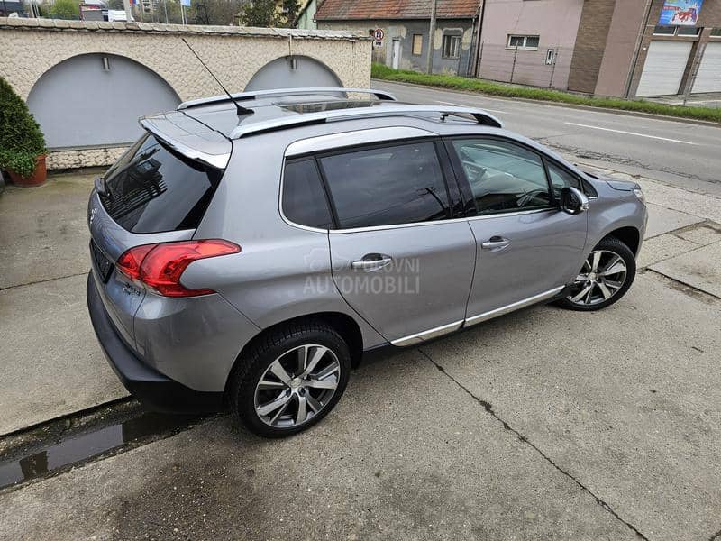Peugeot 2008 1.6 E-HDI/ALLURE