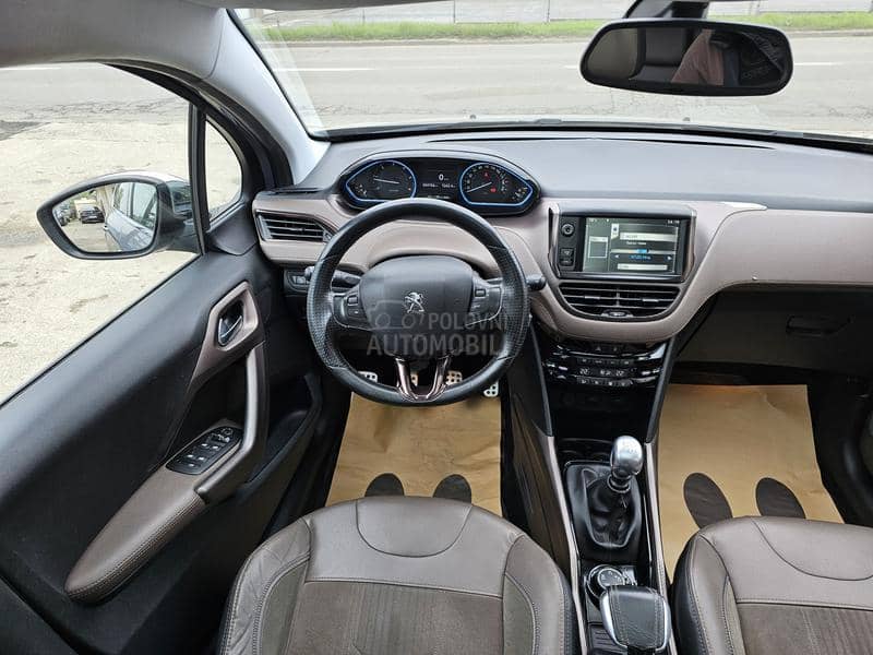 Peugeot 2008 1.6 E-HDI/ALLURE